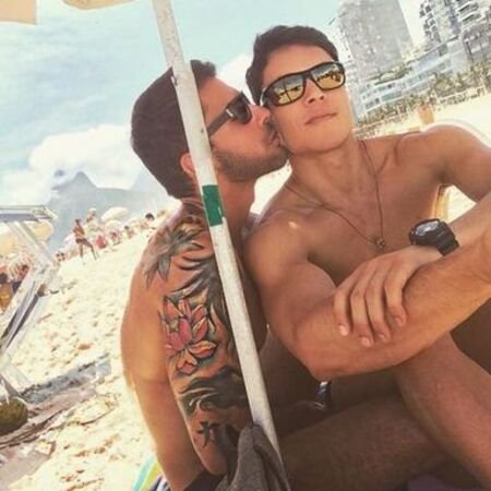 Ser Gay y ser virgen .....