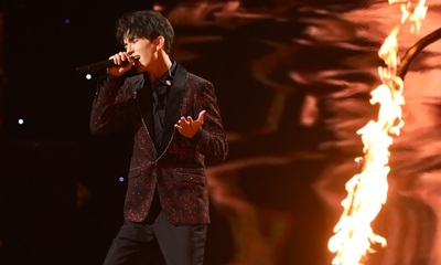 Musica : DIMASH KUDAIBERGEN "SOS d'un terrien en détresse"